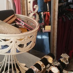 Accessories by the cashier