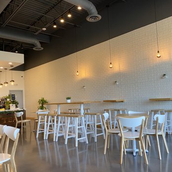 Ding Tea - Inside decor - Coffee & Tea Near Me - Katy, Texas