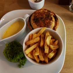 Windmill - Mashed potatoe pie with a buttery cheese sauce, just amazing!