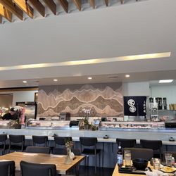 Sushi Imari - Dining room