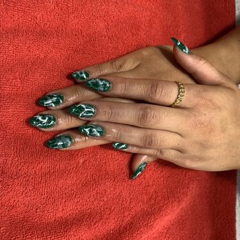 Top Coat Nail Spa - Marble Nails - Nail Salons Near Me - Chicago, Illinois