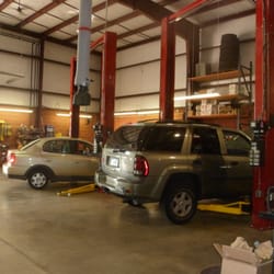 Lakeside Garage