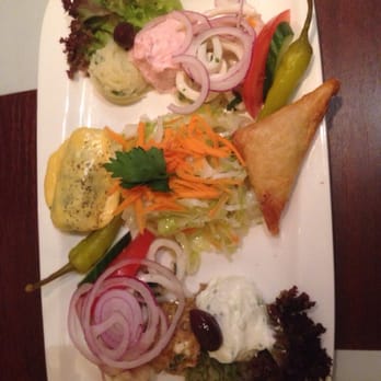 Akropolis - Appetizer sampler plate - Greek Near Me - Innsbruck, 7