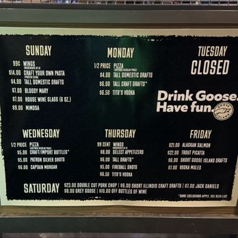 Up North Ale House - Daily Specials - Pubs Near Me - Naperville, Illinois