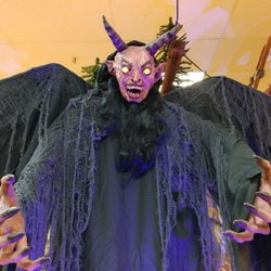 Spirit Halloween