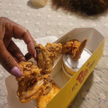Bojangles - Bitty wings - Chicken Shop Near Me - High Point, North Carolina