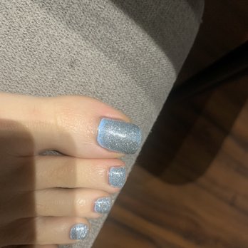 Kim's Nails - Uneven polish and nails - Nail Salons Near Me - Los Angeles, California