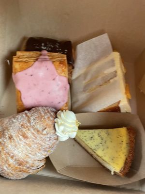 Jen's Pastries by null