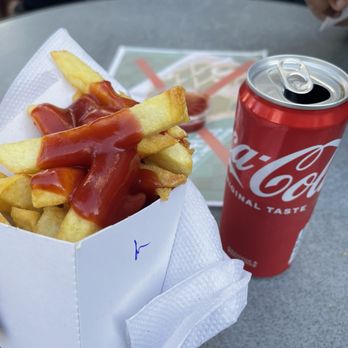 Friterie Tabora - Fast Food Near Me - Brussels, BRU