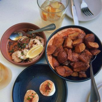 Lil Ba-Ba-Reeba! - Garlic Shrimp, Deviled Egg, Patatas Bravas, White Peach Sangria - Seafood Near Me - Chicago, Illinois