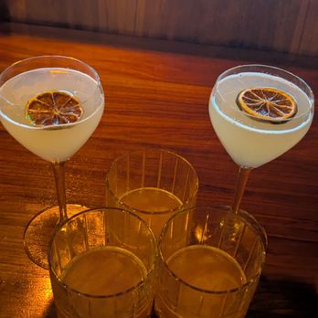 Jethro’s Cocktail Lounge - Strawberry Lemon Drop Shots, framed by Roku Gin Gimlets - Cocktail Bars Near Me - Houston, Texas Jethro’s Cocktail Lounge - Strawberry Lemon Drop Shots, framed by Roku Gin Gimlets - Cocktail Bars Near Me - Houston, Texas
