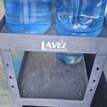 H2O N GO - It gets stuck every time and I literally have to pick the cart up to grt the water out the door. Grumble grumble. - Water Stores Near Me - Surprise, Arizona