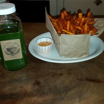 Fred 62 - Sweet potatoe fries (The Arden Greens juice is from The Punchbowl) - Diners Near Me - Los Angeles, California