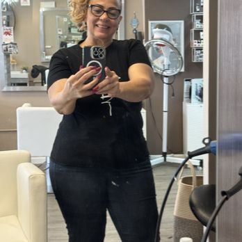 Cuchi Vega Master Stylist - Cuchi Vega Master Stylist - Hair Salons Near Me - Bronx , New York Cuchi Vega Master Stylist - Cuchi Vega Master Stylist - Hair Salons Near Me - Bronx , New York