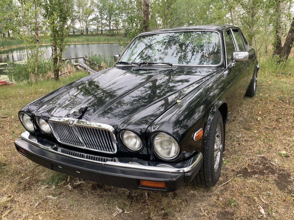 DE GREEVE AUTO UPHOLSTERY Updated August 2024 6224 2 Street SE