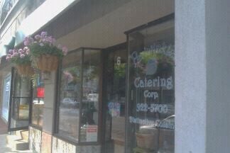 Periwinkles Catering And Cafe