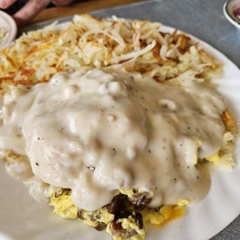 Sid's Restaurant - Stuffed biscuits and gravy - Diners Near Me - Winnemucca, Nevada