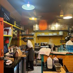 Fish, Wings, & Tings - Kitchen