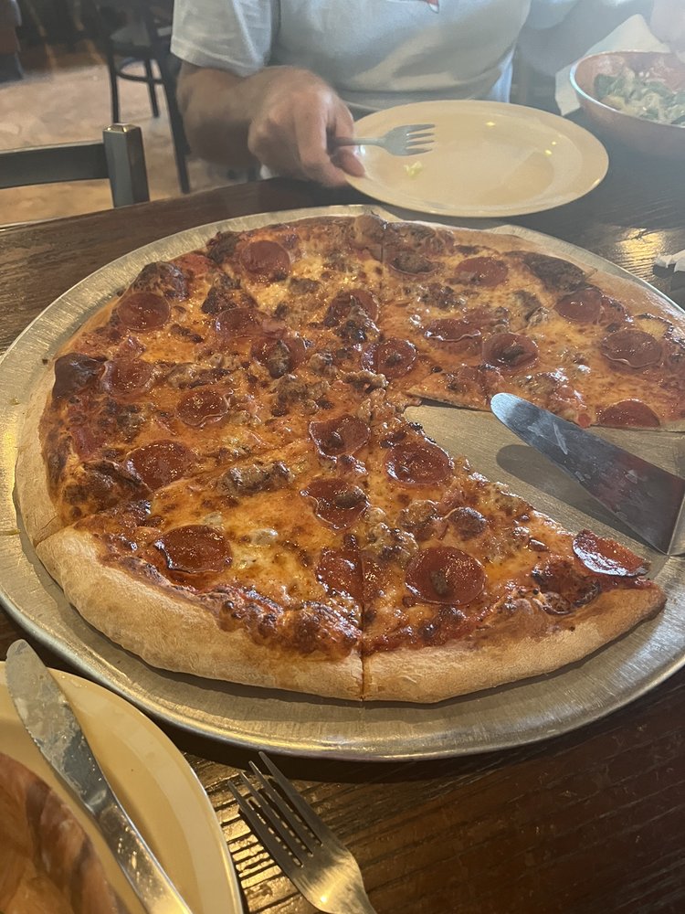 BRUNOS PIZZA BEACHSIDE Updated September 2024 84 Photos & 229