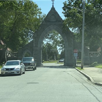 Oak Grove Cemetery - Entrance - Funeral Services & Cemeteries Near Me - Fall River, Massachusetts