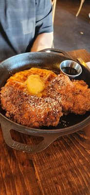Boomtown Biscuits & Whiskey by null