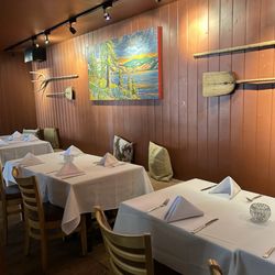 The Maple Leaf - Interior