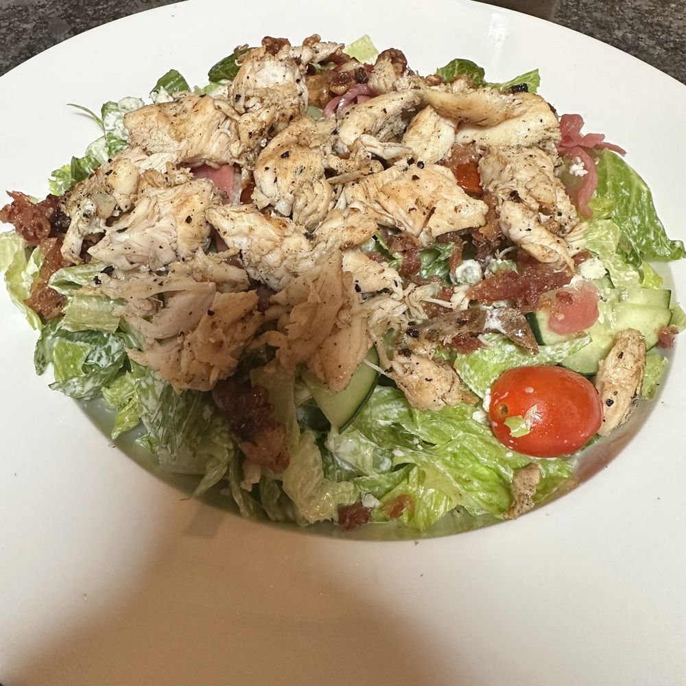 Scratch Kitchen & Taproom - Salad - Bars Near Me - Apex, North Carolina