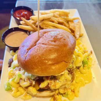 Colton's Social House - Colton's Burger (Huge) - New American Near Me - Clovis, California Colton's Social House - Colton's Burger (Huge) - New American Near Me - Clovis, California