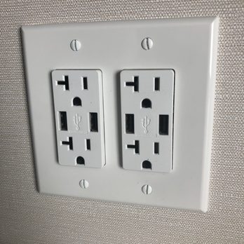 Fairfield by Marriott Inn & Suites Winona - Plenty of usb chargers in room - Hotels Near Me - Winona, Minnesota