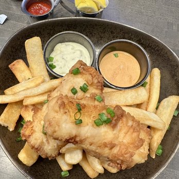 Sunset Sports Bar - Fish and Chips - Sports Bars Near Me - Lemoore, California