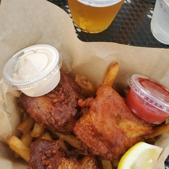 The Birds Cafe - Seafood Near Me - Bodega Bay, California
