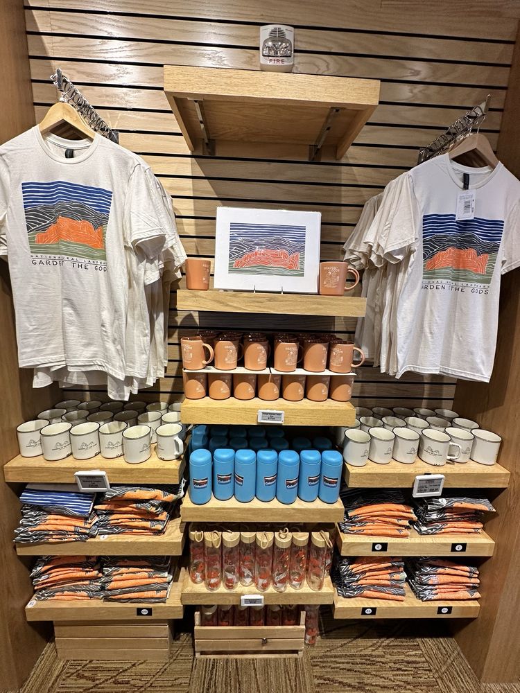 Garden of the Gods Visitor & Nature Center