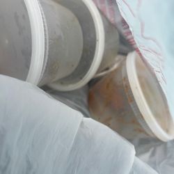 LeeShawn's Soul Food - Empty containers