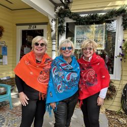 Kaleidoscope - Embroidered cashmere pashminas!