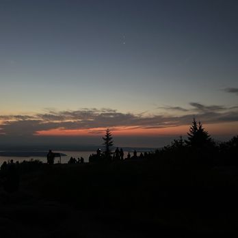 Cadillac Mountain - Sky was beautiful even before sunrise - Parks Near Me - Bar Harbor, Maine