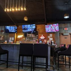 Jj’s Buffalo Bar and Grill - Inside