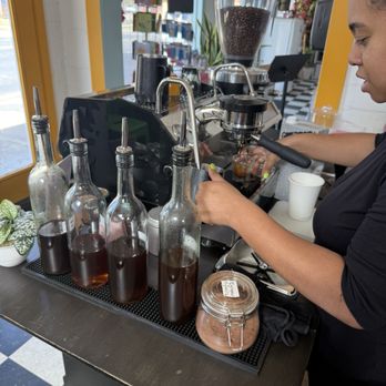 Sightseer Coffee - Coffee & Tea Near Me - Austin, Texas