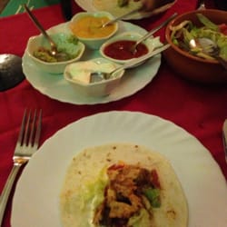 Casa Mexicana - Heel lekker gegeten!Als voorgerecht warme nachos met kaas salami en een slaatje.Het hoofdgerecht zie foto echt heerlijk gekruid.