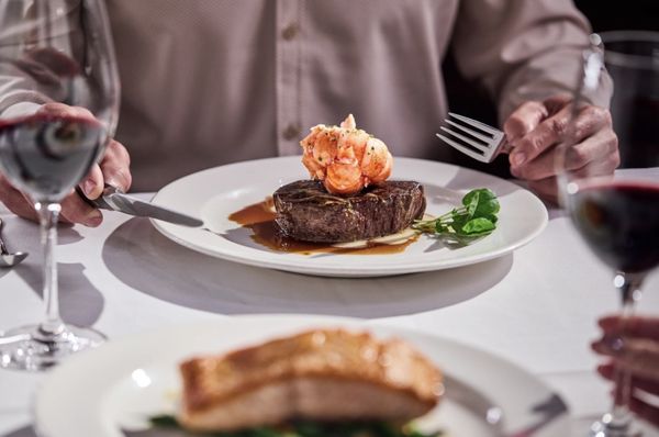 The Capital Grille, 2380 Kūhiō Ave, Space 105, Honolulu, HI 96815