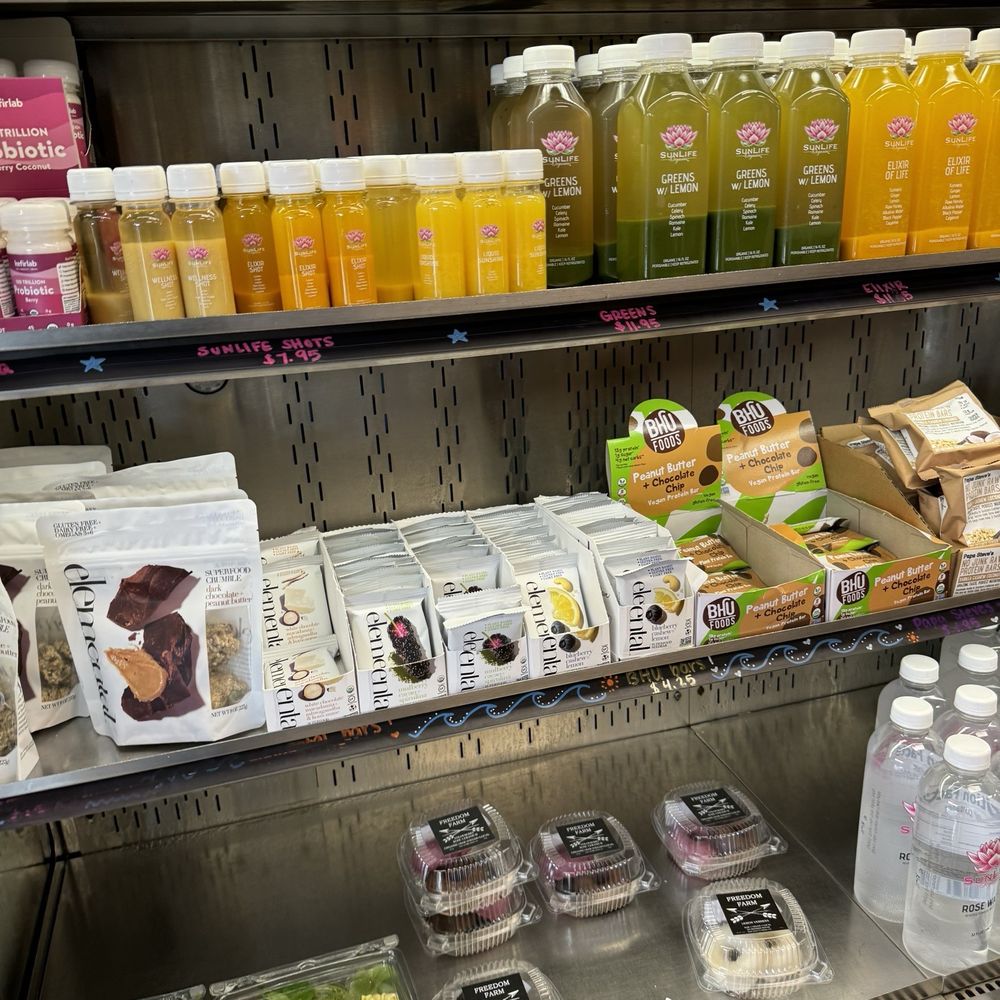 Sunlife Organics - Juice Bars & Smoothies Near Me - Malibu, California
