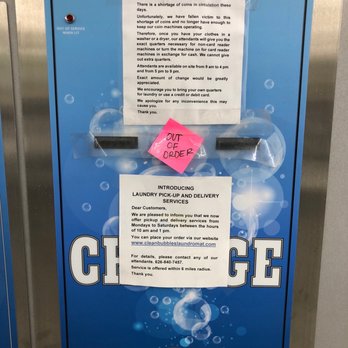 Clean Bubbles Laundromat - BS SIGN SAYS THAT THERE's an attendant from 5pm-9pm; LIES BS coin shortage - Laundromat Near Me - South Pasadena, California