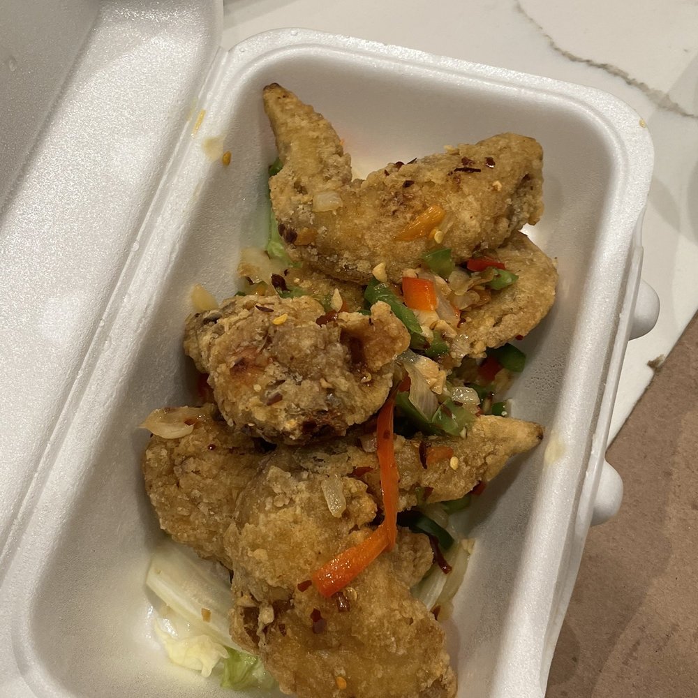 Pho Mi Viet Thai - Fried chicken wings - Vietnamese Near Me - Vaughan, Ontario Pho Mi Viet Thai - Fried chicken wings - Vietnamese Near Me - Vaughan, Ontario