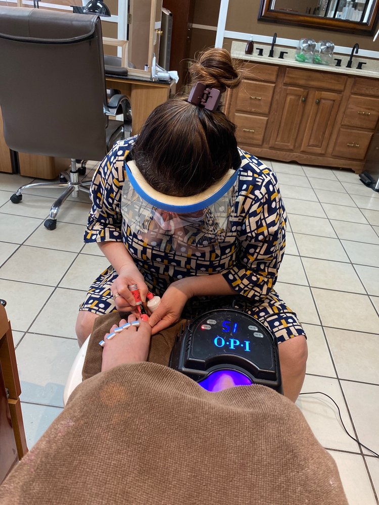 NAIL STUDIO Updated May 2024 33 Photos & 18 Reviews 1735 W Loop