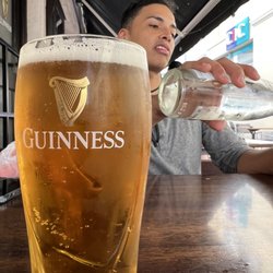 Ma Nolan's - Kronenberg pint