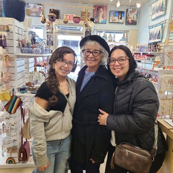World Goods Et Cetera - Our customers are the best! - Home Decor Near Me - Bluffton, Ohio World Goods Et Cetera - Our customers are the best! - Home Decor Near Me - Bluffton, Ohio