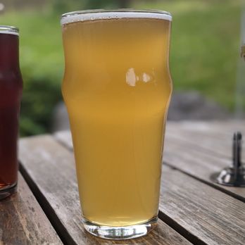 Island Hoppin Brewery - two beers on a picnic table - Breweries Near Me - Eastsound, Washington Island Hoppin Brewery - two beers on a picnic table - Breweries Near Me - Eastsound, Washington