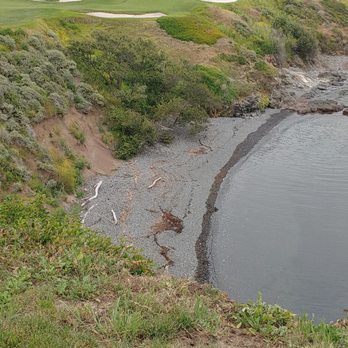 Pebble Beach Golf Links - The cliffsides in this place are incredible - Golf Near Me - Pebble Beach, California