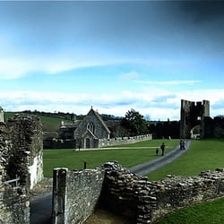 Farleigh Hungerford Castle