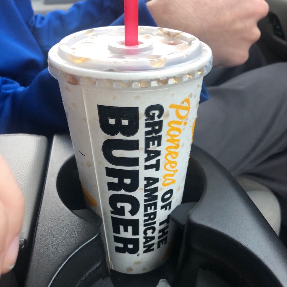 Hardee's small drink Hardee's small drink