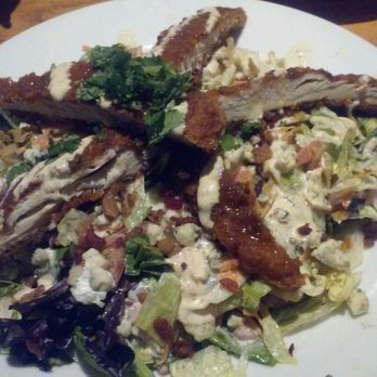 Chili's - Buffalo chicken salad - American Near Me - Deland, Florida Chili's - Buffalo chicken salad - American Near Me - Deland, Florida